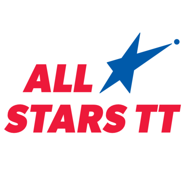 AllStars TT kit bag: rollnet, two outdoor bats (choice of Cornilleau or AllStarsTT Palio bats) and 6 balls.